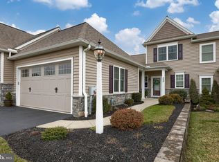 355 English Ivy Dr, Lititz, PA 17543