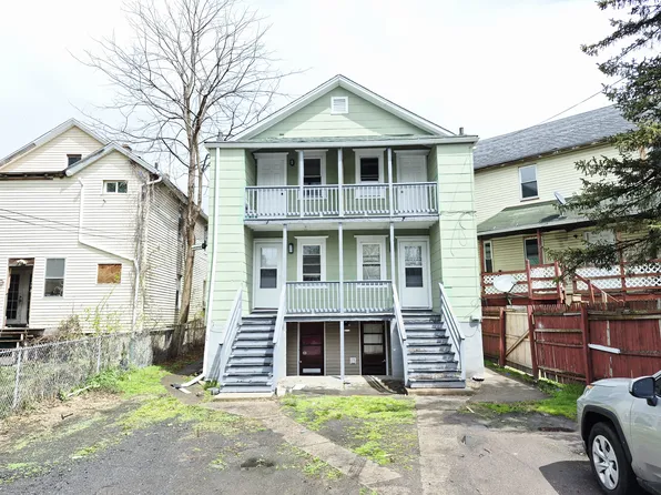 70 Green Pl, Scranton, PA