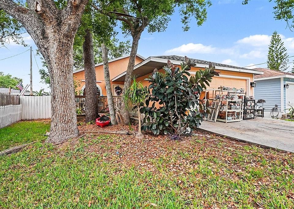 1st image of 5560 76TH AVENUE N