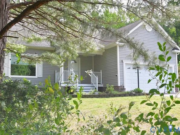 2043 Maginoak Ct, North Chesterfield, VA 23236