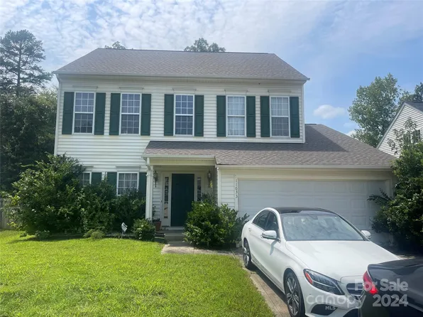 11633 Northwoods Forest Dr, Charlotte, NC 28214