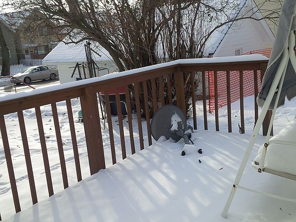 4th image of 505 N 41st Ave W