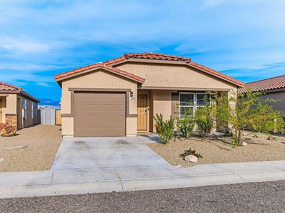 2nd image of 2431 Tapatio Drive