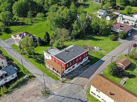 4th image of 161 Pitcairn Ave