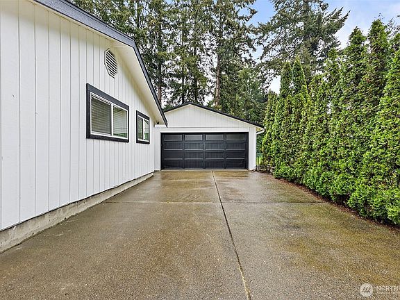 4th image of 14801 73rd Avenue E