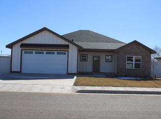 129 Middleton Ln, Clovis, NM 88101