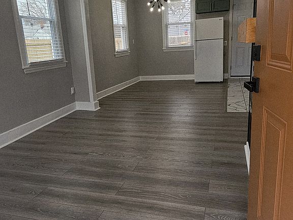 3rd image of 640 Homestead Ave
