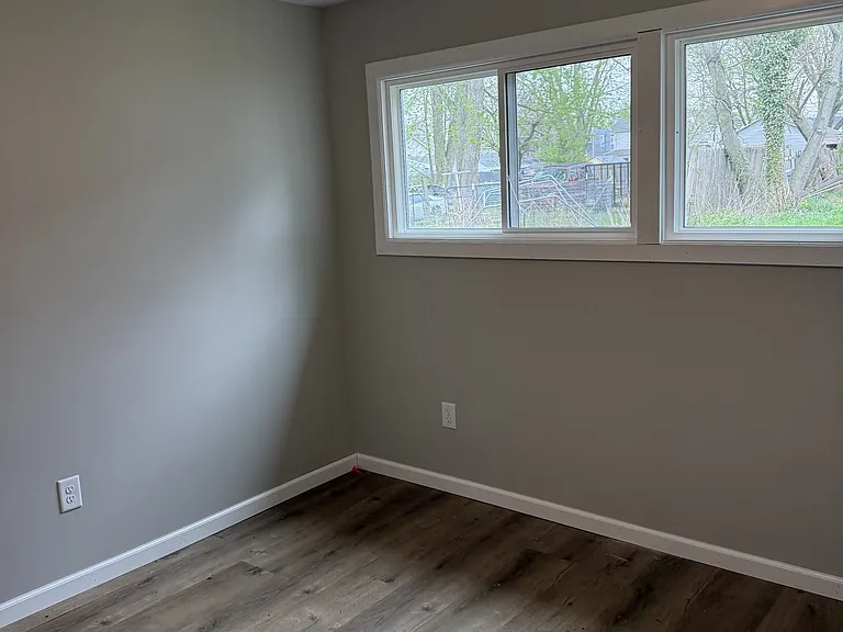 722 N Elizabeth St — Photo 6
