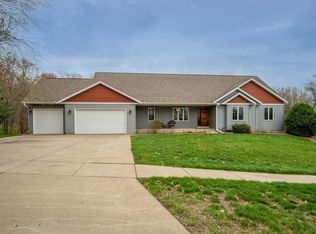 1724 High Point Dr, Altoona, WI 54720