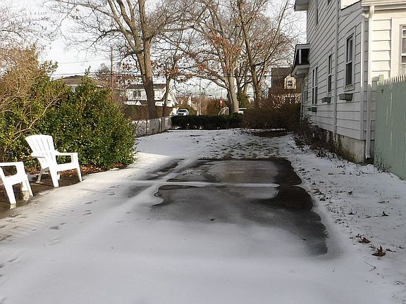 5th image of 200 Pacific St