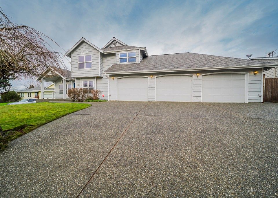 1st image of 6811 61st Pl NE