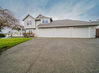 6811 61st Pl NE, Marysville, WA 98270