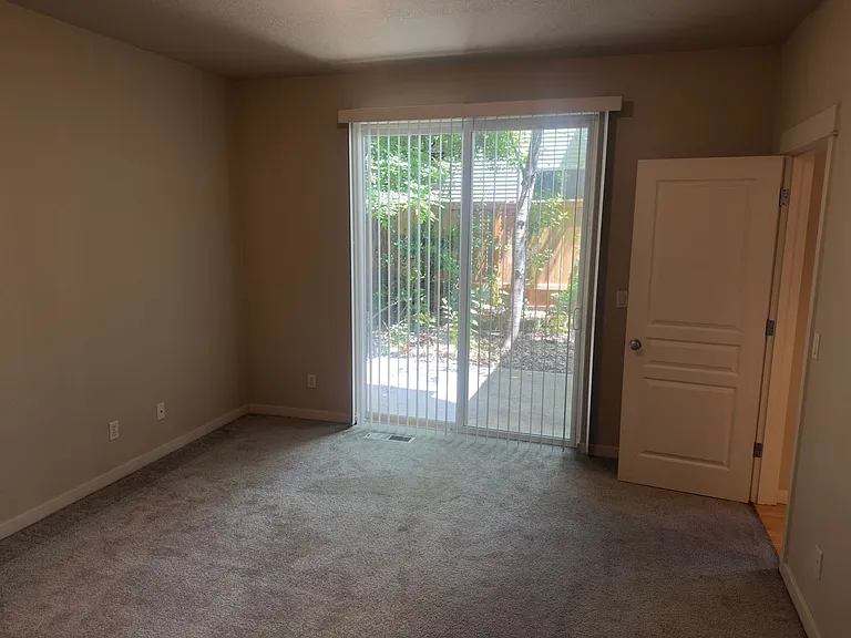 14735 SW Redbud Way — Photo 23
