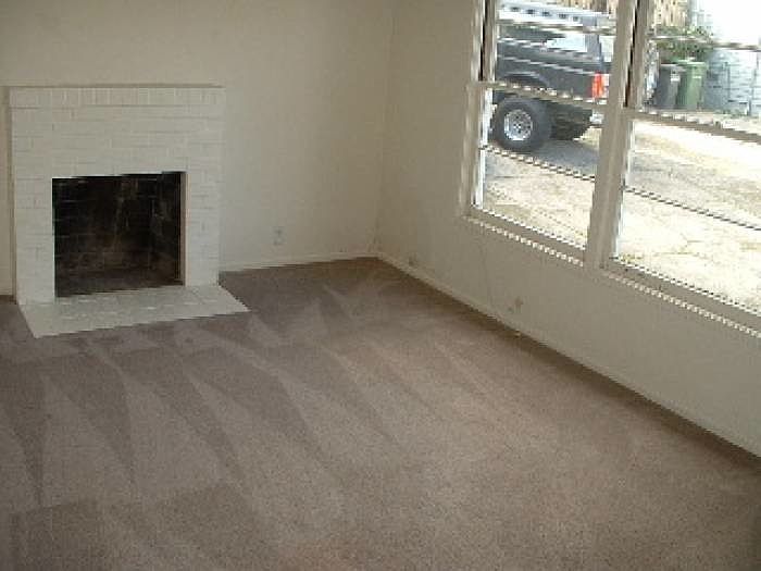 2nd image of 1467 Lincoln Ave