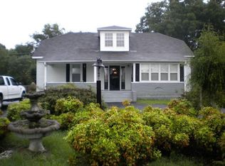 354 Chester Levee Rd, Jackson, TN 38301