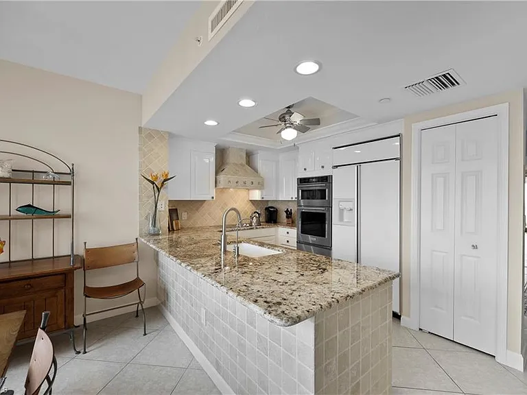 7117 Pelican Bay Blvd #1101 — Photo 8