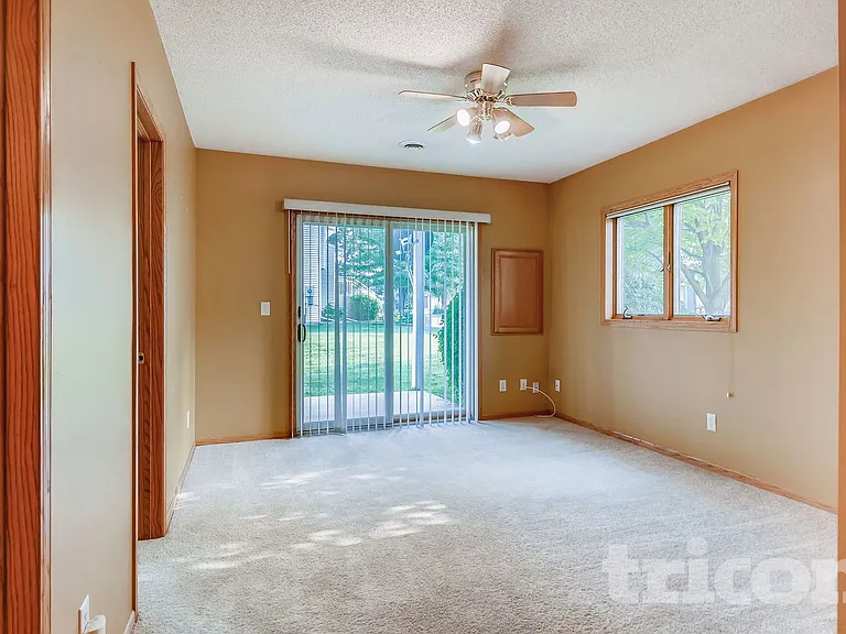 3166 Cory Ln — Photo 6