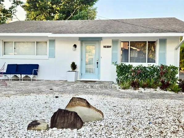 2442 Wood St, Sarasota, FL 34237