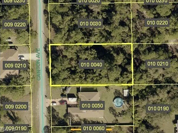 416 Canton Ave, Lehigh Acres, FL 33972