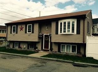 100 Rocliffe St, Fall River, MA 02723