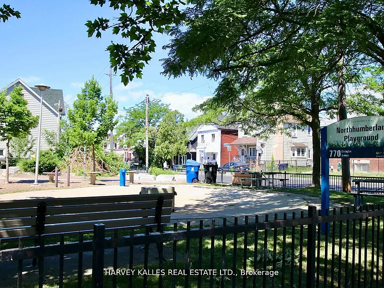 775 Ossington Ave #2 — Photo 16