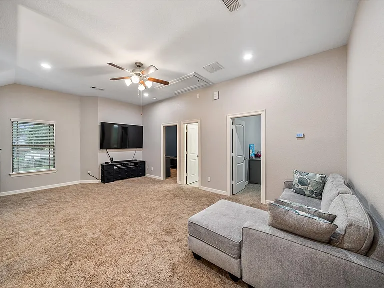 15311 Kenny Dr — Photo 21