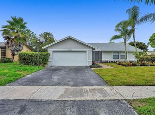 19340 Delaware Ct, Boca Raton, FL 33434