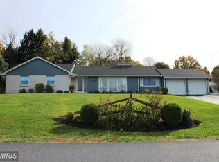 15388 Summit Farm Dr, Blue Ridge Summit, PA 17214