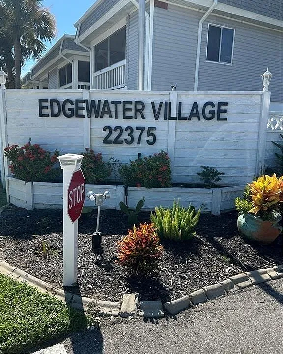 22375 Edgewater Dr #130