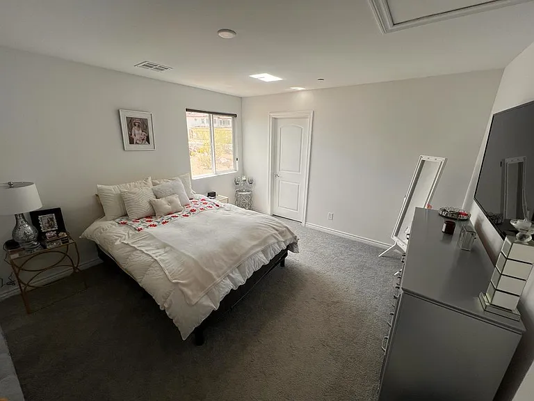 375 Yellow Finch Ln — Photo 13