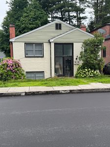 800 Heath St #800, Chestnut Hill, MA, 02467