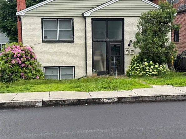 800 Heath St #800, Chestnut Hill, MA 02467