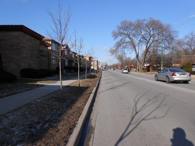 2nd image of 2243 119th St APT 4W