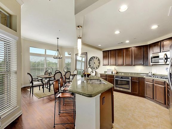 4th image of 12062 N Lamar Blvd #1412