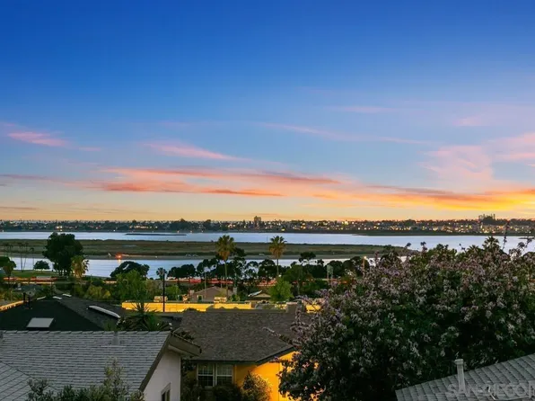 2435 Frankfort St, San Diego, CA 92110