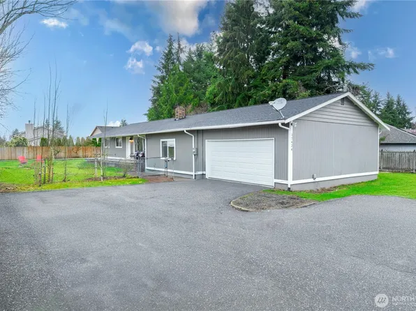 17424 Spruce Way, Lynnwood, WA 98037