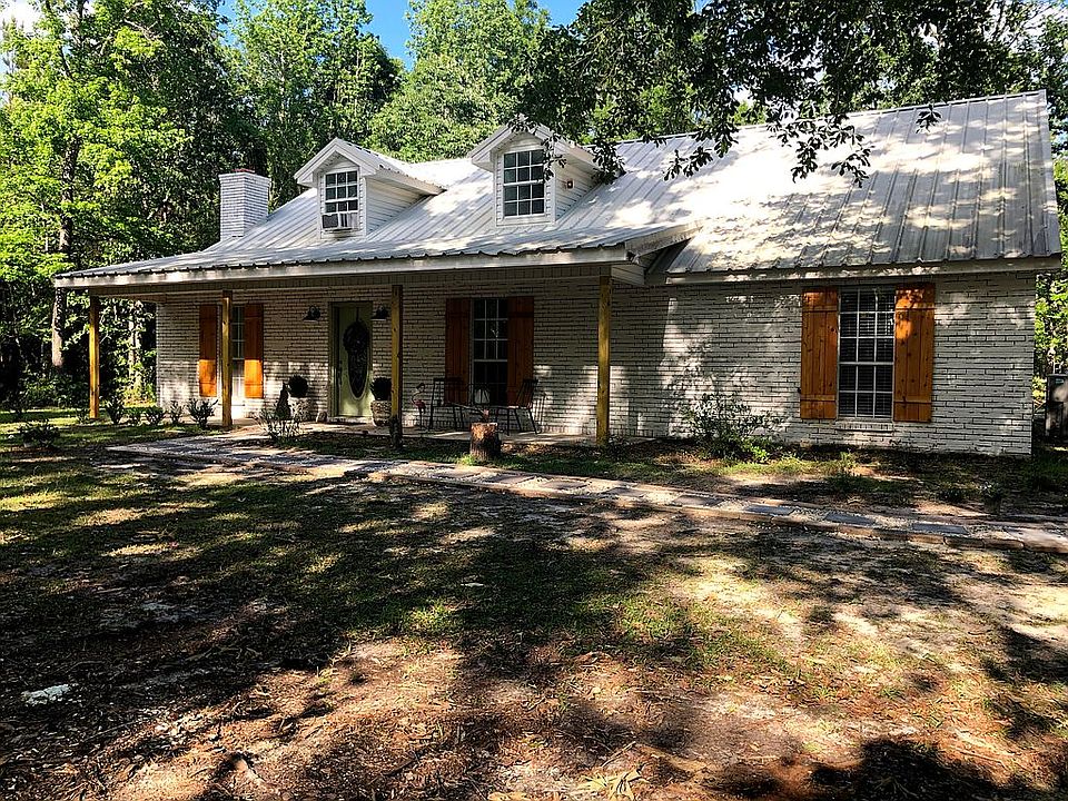 2nd image of 700 Pine Grove Rd