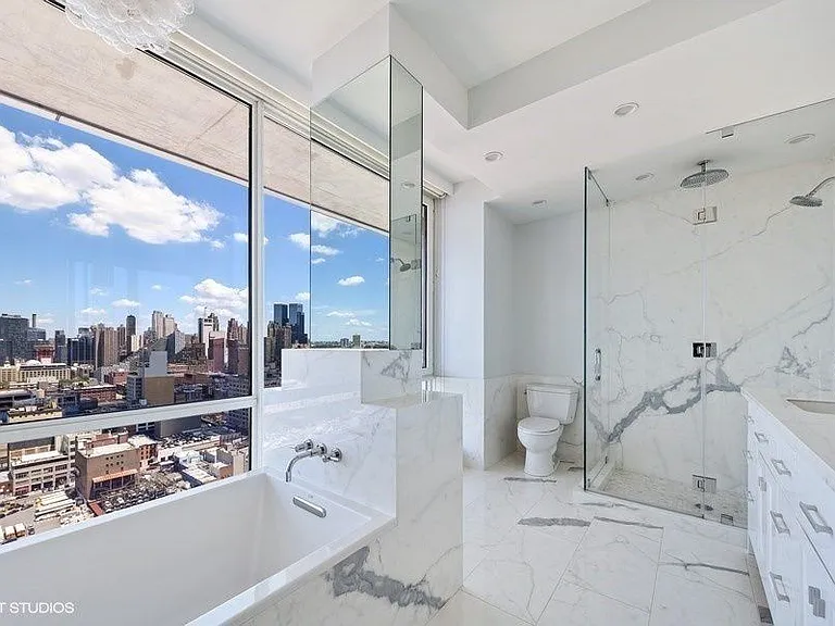 635 W 42nd St #28A — Photo 21