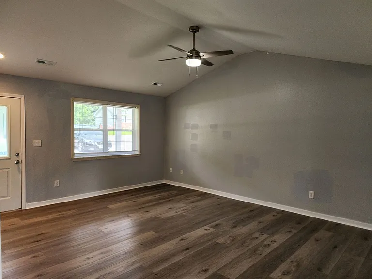 20325 Henry Ln — Photo 4