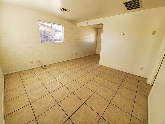 2nd image of 1608-1610 W Becker Ln #24f6c3c20