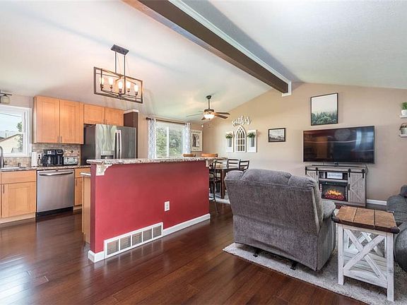 4th image of 3060 Marda Dr