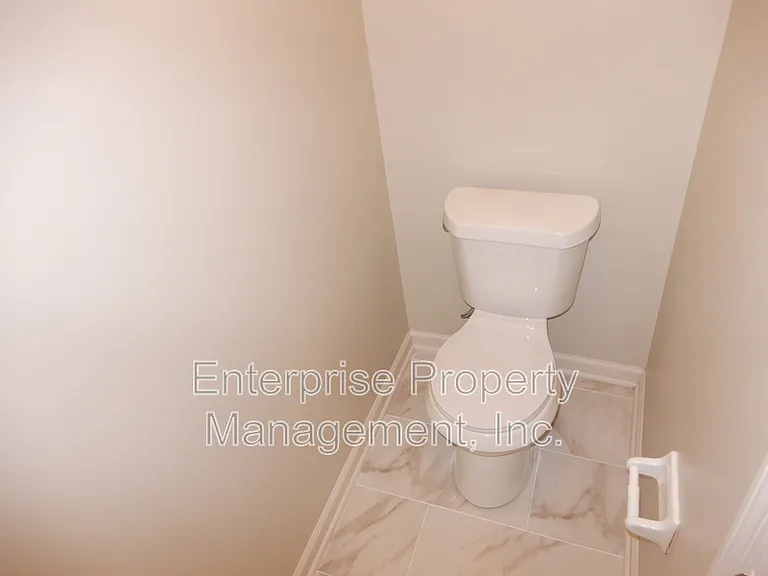 4525 Hickory Creek Dr — Photo 17