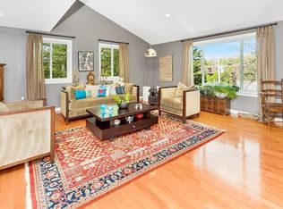 37 River Ridge Rd, Wellesley Hills, MA 02481