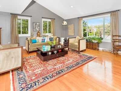 37 River Ridge Rd, Wellesley Hills, MA, 02481