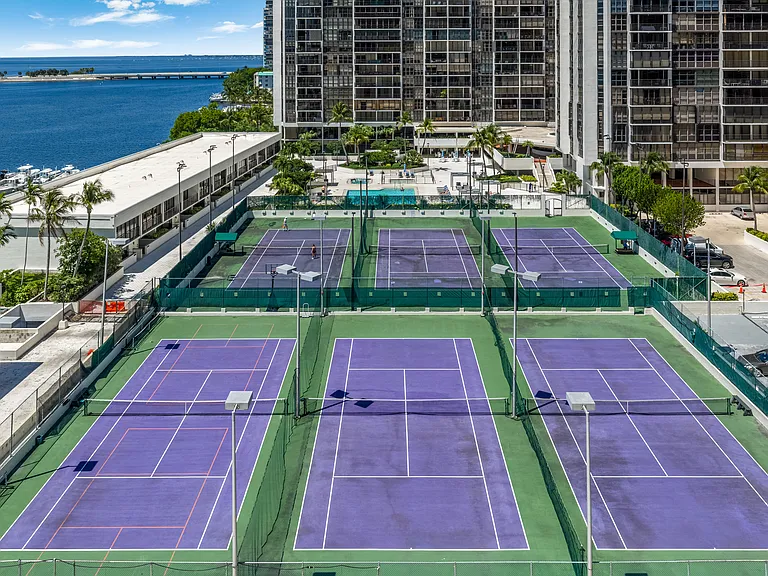1901 Brickell Ave #B1809 — Photo 30