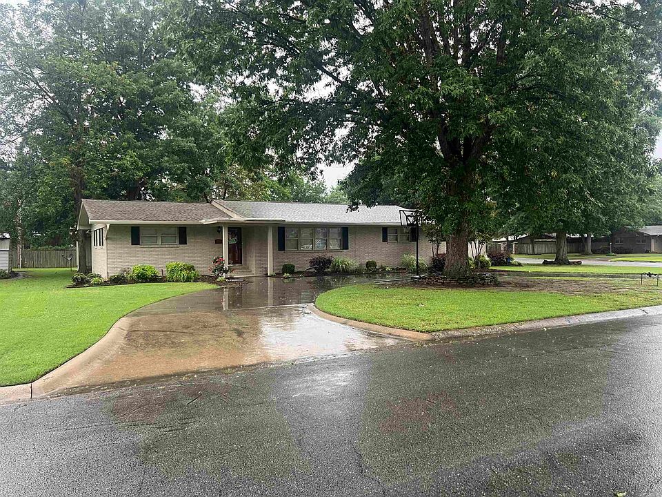 2nd image of 2008 Coker Hampton Dr