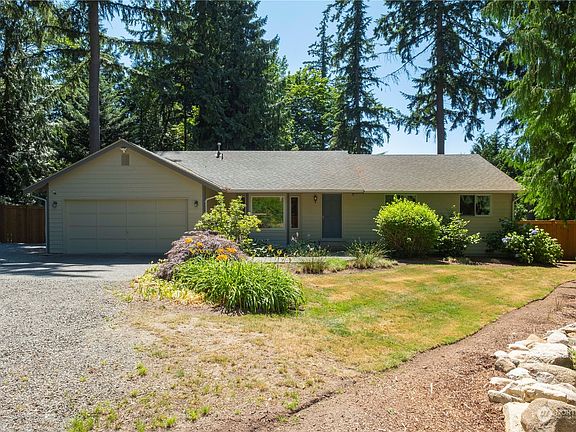 2nd image of 15215 216th Avenue NE