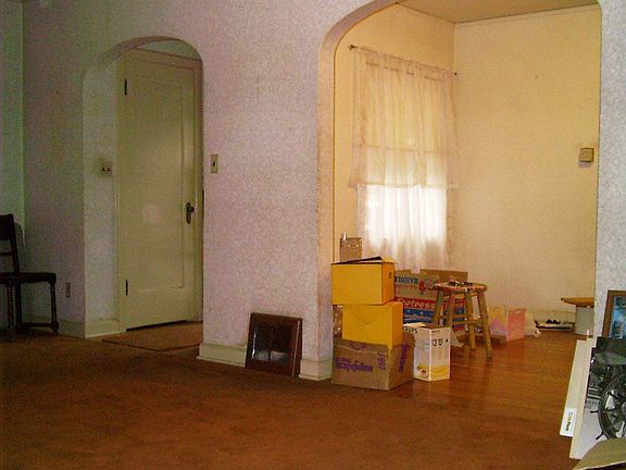 Entry and Dining