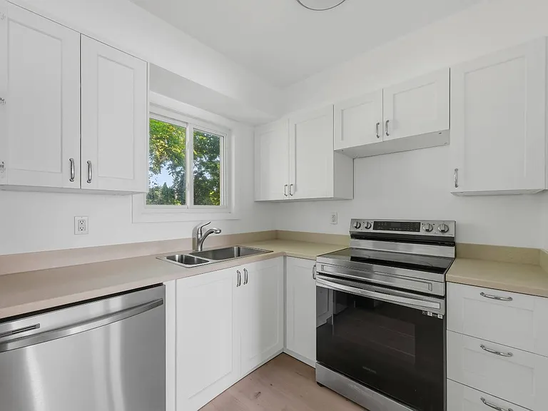 206 Chrystal Dr — Photo 8