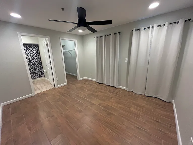3405 W Swann Ave #6 — Photo 8